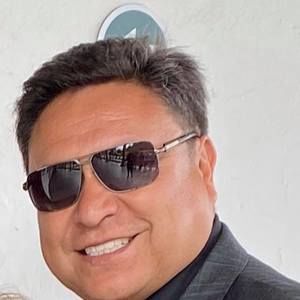 Meet your Posher, Luis